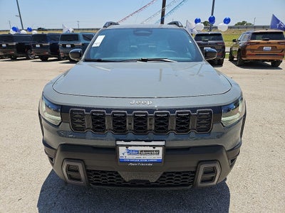 2026 Jeep Cherokee Laredo