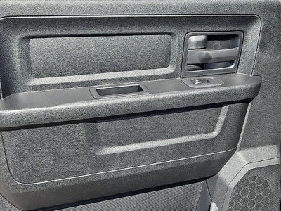 2027 RAM 3500 RAM 3500 TRADESMAN CREW CAB 4X4 8' BOX