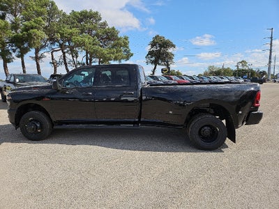 2027 RAM 3500 RAM 3500 TRADESMAN CREW CAB 4X4 8' BOX