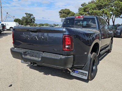 2027 RAM 3500 RAM 3500 TRADESMAN CREW CAB 4X4 8' BOX