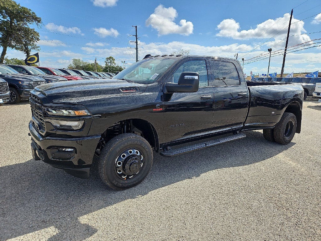 2027 RAM 3500 RAM 3500 LONE STAR CREW CAB 4X4 8' BOX