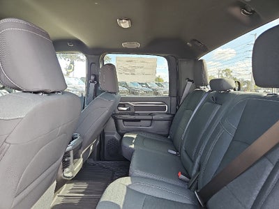 2027 RAM 3500 RAM 3500 LONE STAR CREW CAB 4X4 8' BOX