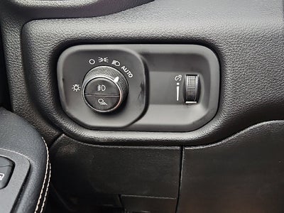 2027 RAM 3500 RAM 3500 LONE STAR CREW CAB 4X4 8' BOX