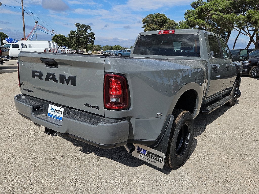 2027 RAM 3500 RAM 3500 LONE STAR CREW CAB 4X4 8' BOX