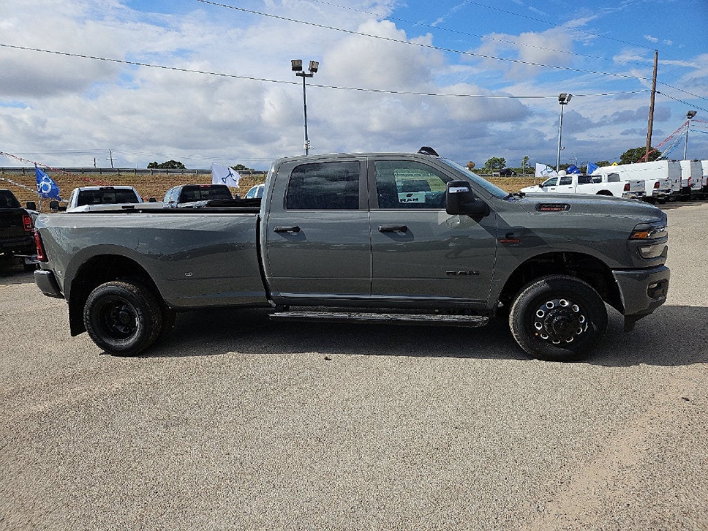 2027 RAM 3500 RAM 3500 LONE STAR CREW CAB 4X4 8' BOX