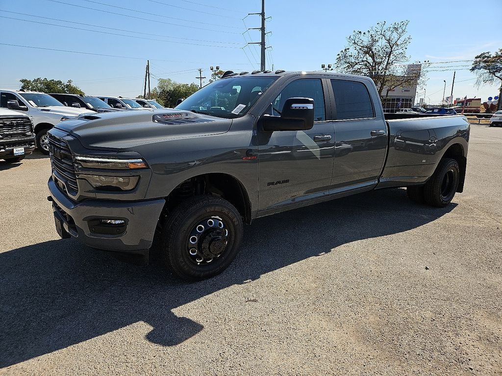 2027 RAM Ram 3500 RAM 3500 LARAMIE CREW CAB 4X4 8' BOX