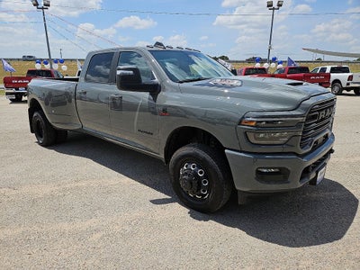 2026 RAM Ram 3500 RAM 3500 LARAMIE CREW CAB 4X4 8' BOX