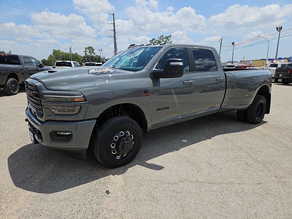 2026 RAM Ram 3500 RAM 3500 LARAMIE CREW CAB 4X4 8' BOX
