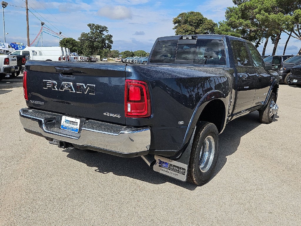 2027 RAM 3500 RAM 3500 LARAMIE CREW CAB 4X4 8' BOX
