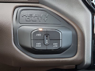 2027 RAM 3500 RAM 3500 LARAMIE CREW CAB 4X4 8' BOX