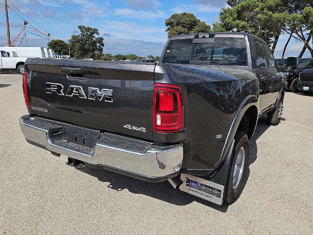 2027 RAM 3500 RAM 3500 LARAMIE CREW CAB 4X4 8' BOX