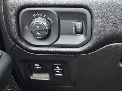 2026 RAM Ram 1500 RAM 1500 LONE STAR CREW CAB 4X2 5'7' BOX