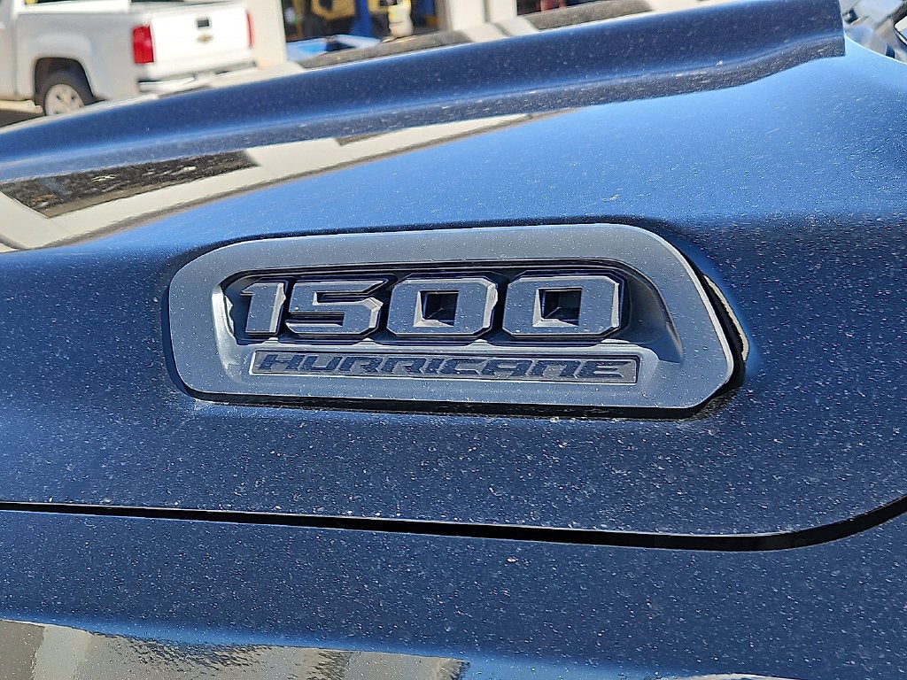 2026 RAM 1500 RAM 1500 WARLOCK CREW CAB 4X4 5'7' BOX