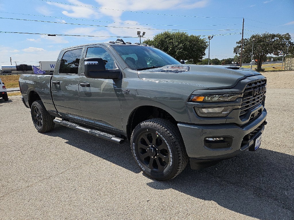 2027 RAM Ram 2500 RAM 2500 BLACK EXPRESS CREW CAB 4X4 6'4' BOX