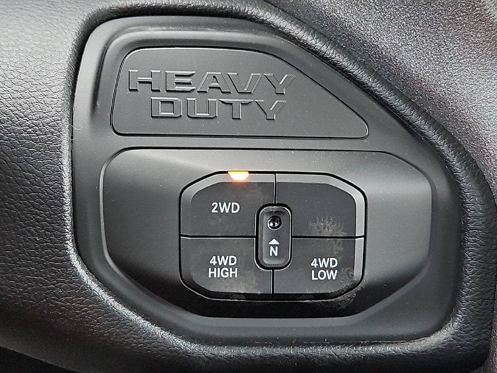 2027 RAM Ram 2500 RAM 2500 TRADESMAN CREW CAB 4X4 6'4' BOX