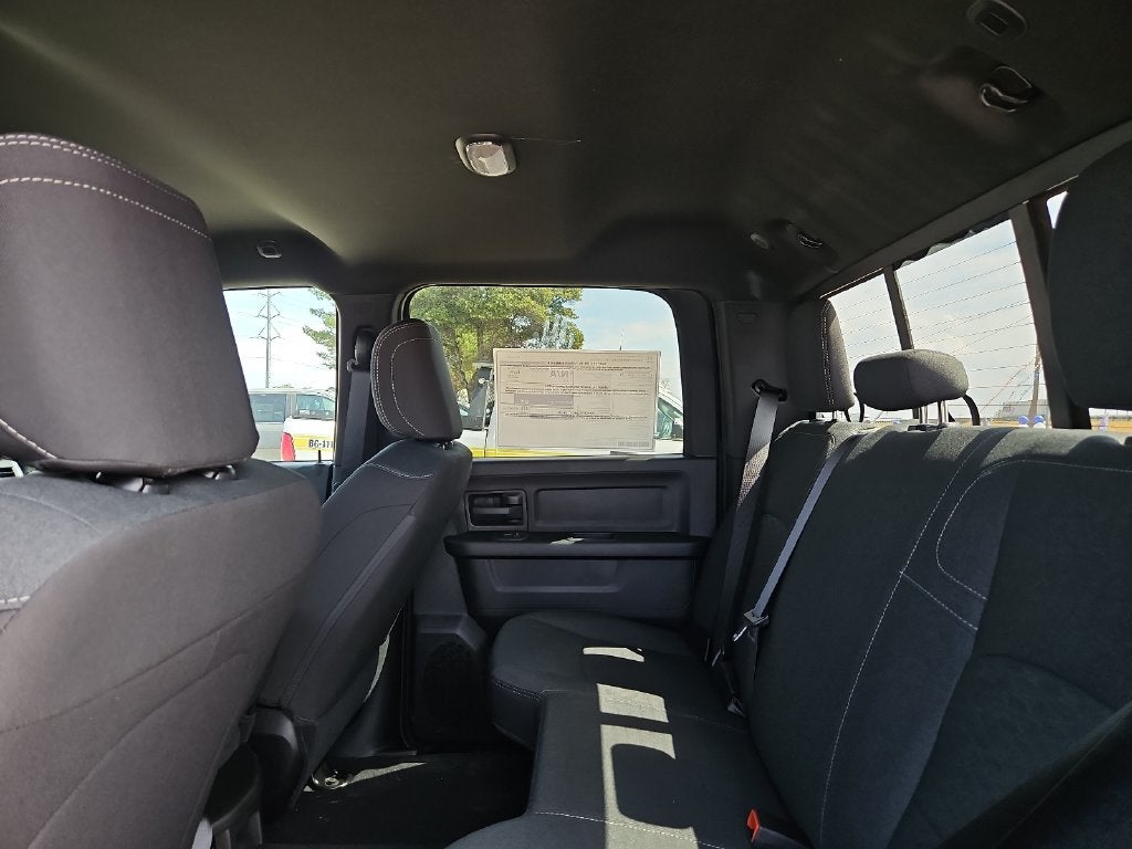 2027 RAM Ram 2500 RAM 2500 TRADESMAN CREW CAB 4X4 6'4' BOX