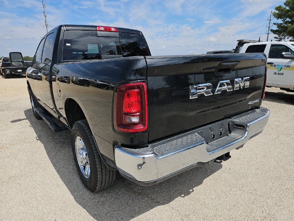 2027 RAM Ram 2500 RAM 2500 TRADESMAN CREW CAB 4X4 6'4' BOX