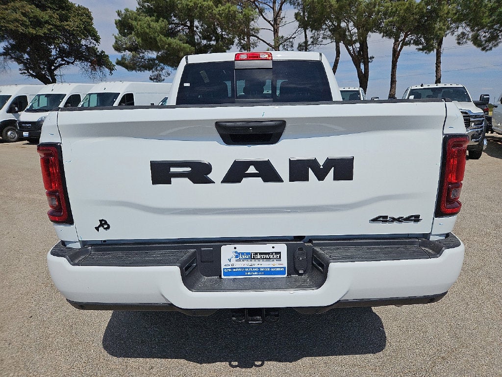 2027 RAM Ram 2500 RAM 2500 BLACK EXPRESS CREW CAB 4X4 6'4' BOX