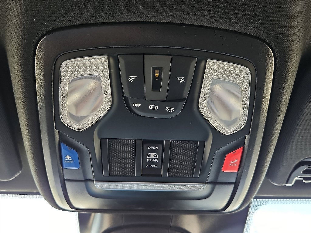 2027 RAM Ram 2500 RAM 2500 TRADESMAN CREW CAB 4X4 6'4' BOX