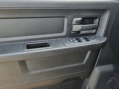 2027 RAM 2500 RAM 2500 TRADESMAN CREW CAB 4X4 6'4' BOX
