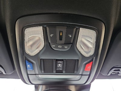 2027 RAM 2500 RAM 2500 TRADESMAN CREW CAB 4X4 6'4' BOX