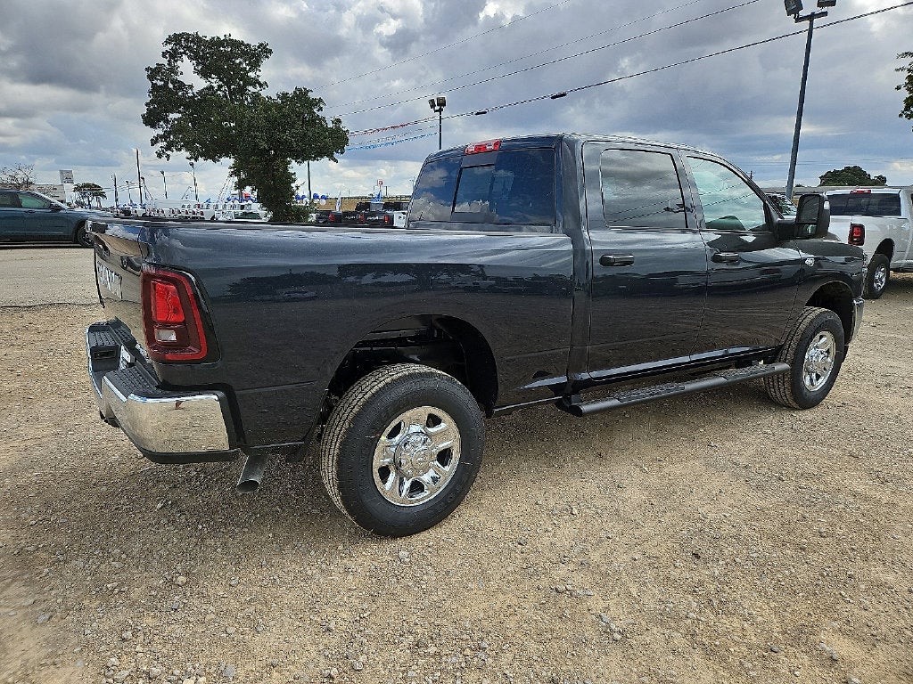2027 RAM 2500 RAM 2500 TRADESMAN CREW CAB 4X4 6'4' BOX