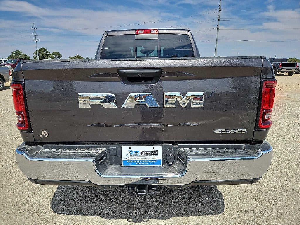 2027 RAM Ram 2500 RAM 2500 TRADESMAN CREW CAB 4X4 6'4' BOX