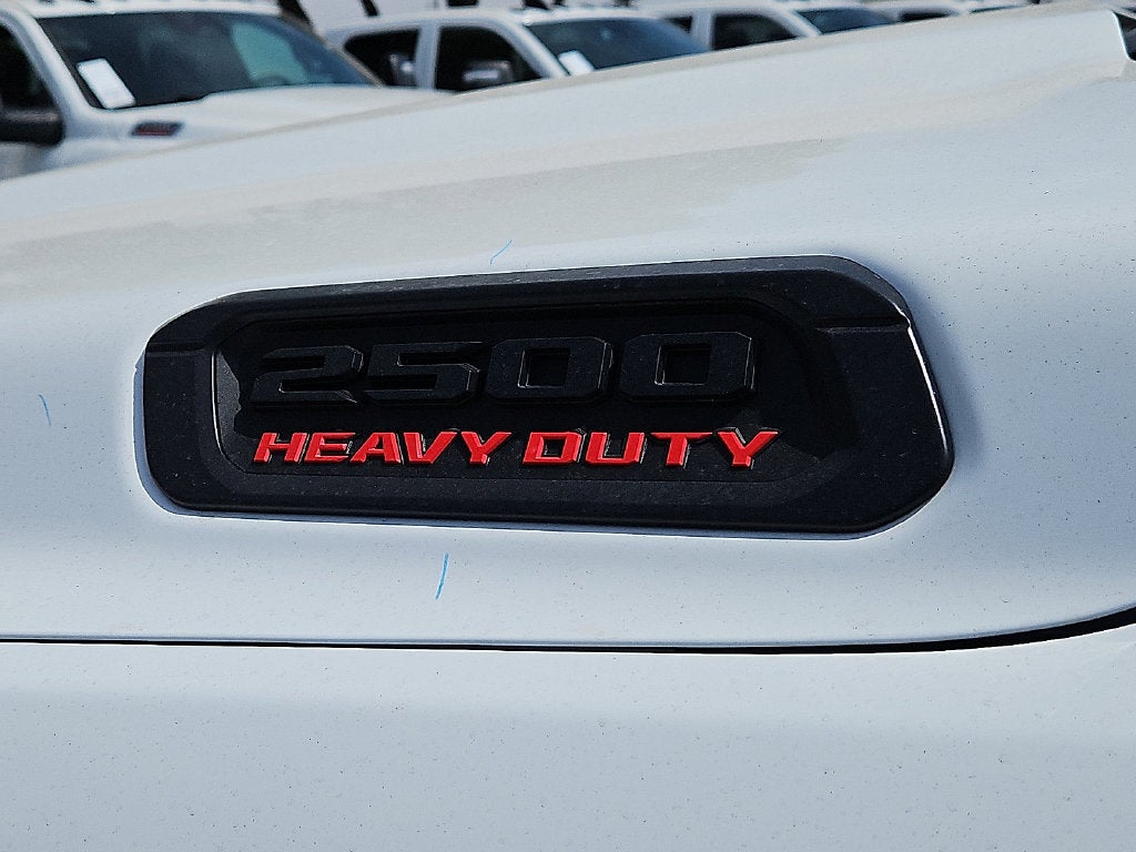 2027 RAM Ram 2500 RAM 2500 TRADESMAN CREW CAB 4X4 8' BOX