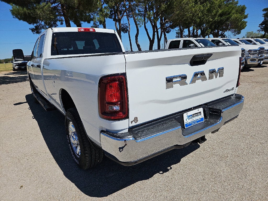2027 RAM 2500 RAM 2500 TRADESMAN CREW CAB 4X4 8' BOX