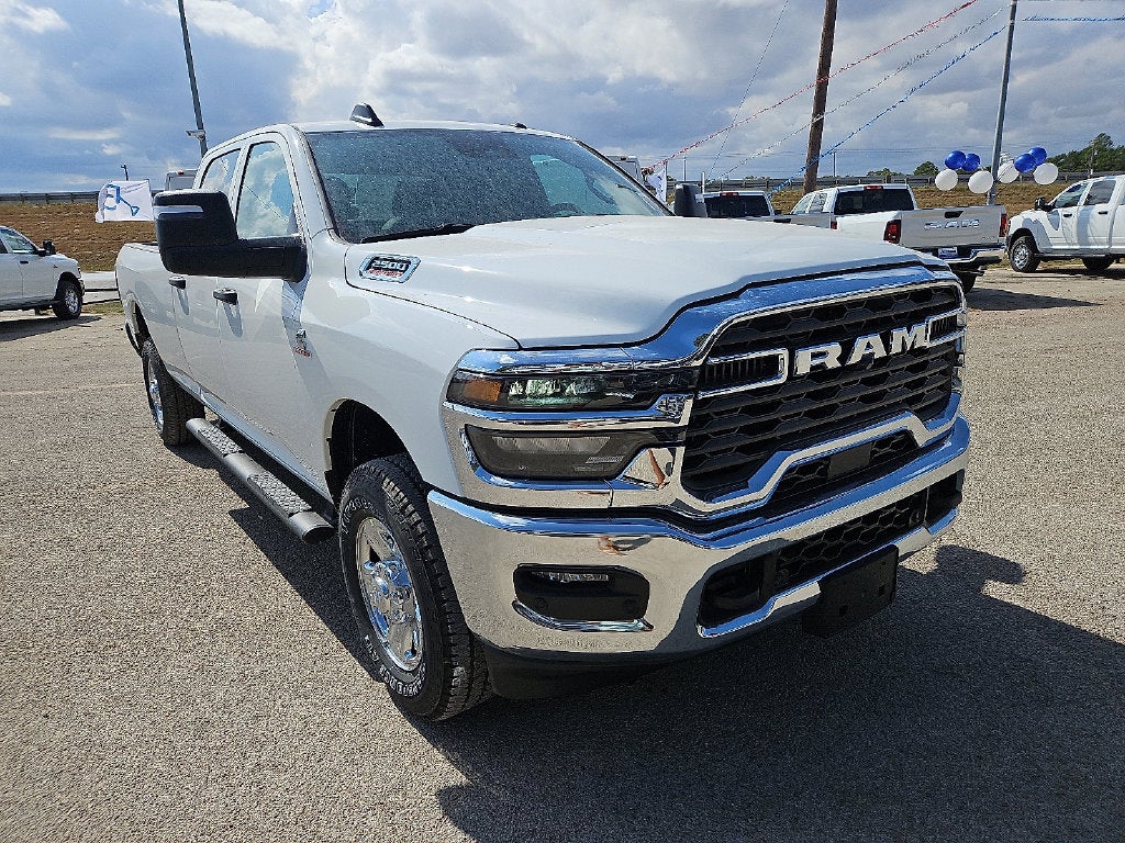 2027 RAM 2500 RAM 2500 TRADESMAN CREW CAB 4X4 8' BOX