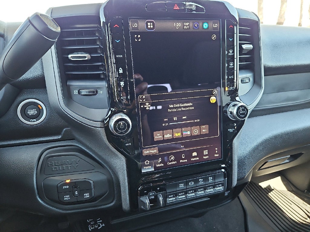 2027 RAM 2500 RAM 2500 TRADESMAN CREW CAB 4X4 8' BOX