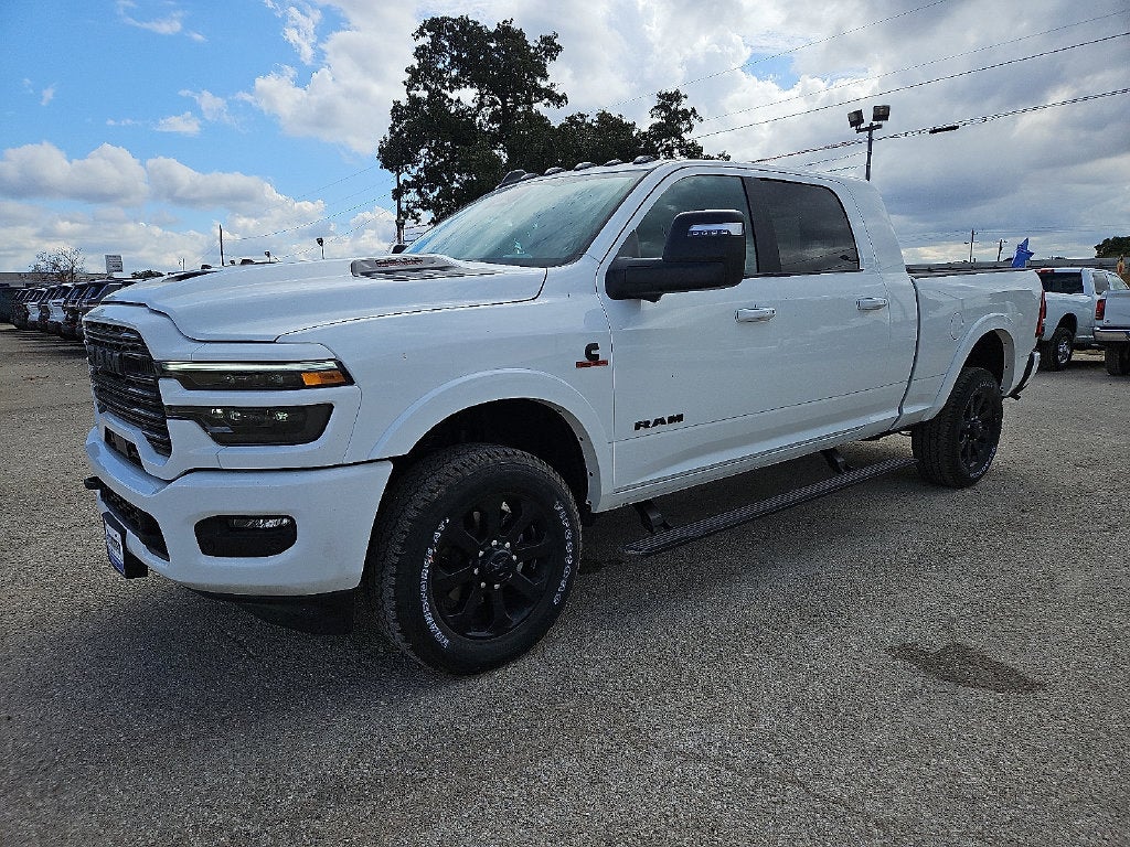 2027 RAM 2500 RAM 2500 LARAMIE MEGA CAB 4X4 6'4' BOX