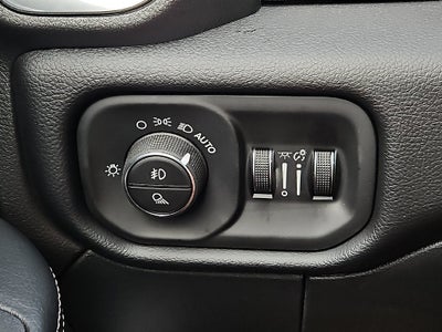 2027 RAM 2500 RAM 2500 LARAMIE MEGA CAB 4X4 6'4' BOX