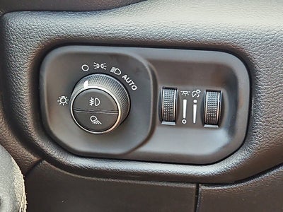 2027 RAM 2500 RAM 2500 LARAMIE MEGA CAB 4X4 6'4' BOX