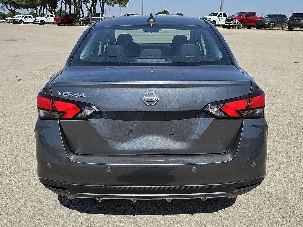 2025 Nissan Versa 1.6 SV