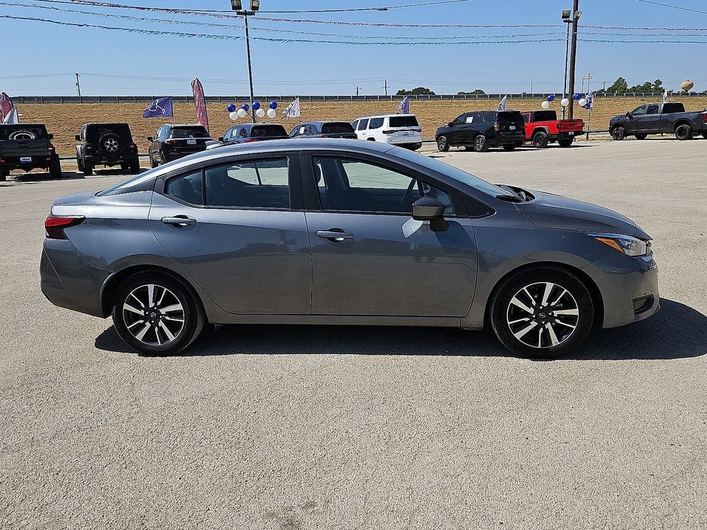 2025 Nissan Versa 1.6 SV
