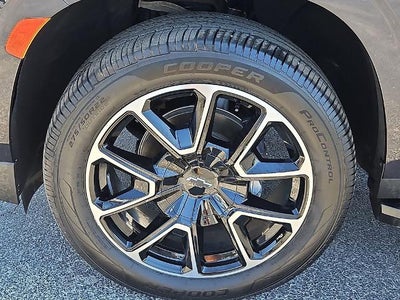 2023 Chevrolet Suburban RST