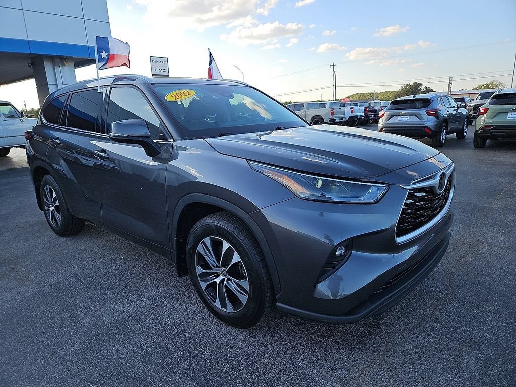 2022 Toyota Highlander XLE