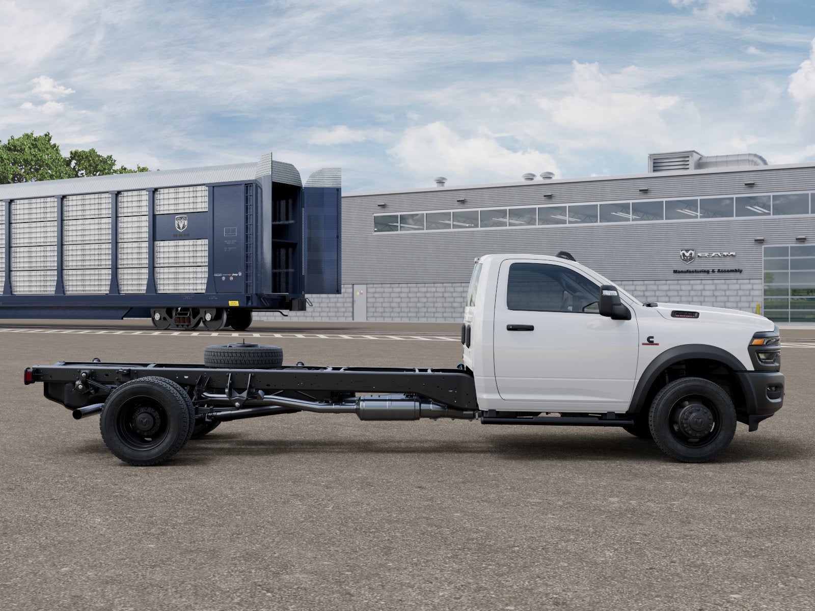 2027 RAM Ram 5500 Chassis Cab RAM 5500 TRADESMAN CHASSIS REGULAR CAB 4X2 120' CA